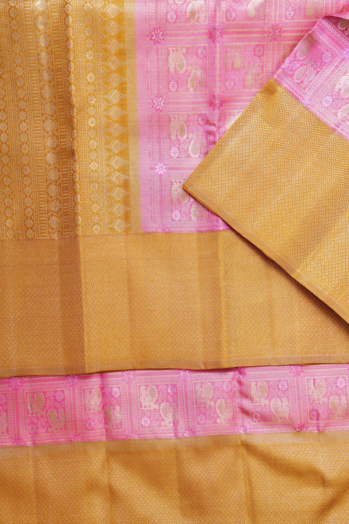 Annapakshi Square Design Tissue Silk Saree (Silver Touch with Revalue)