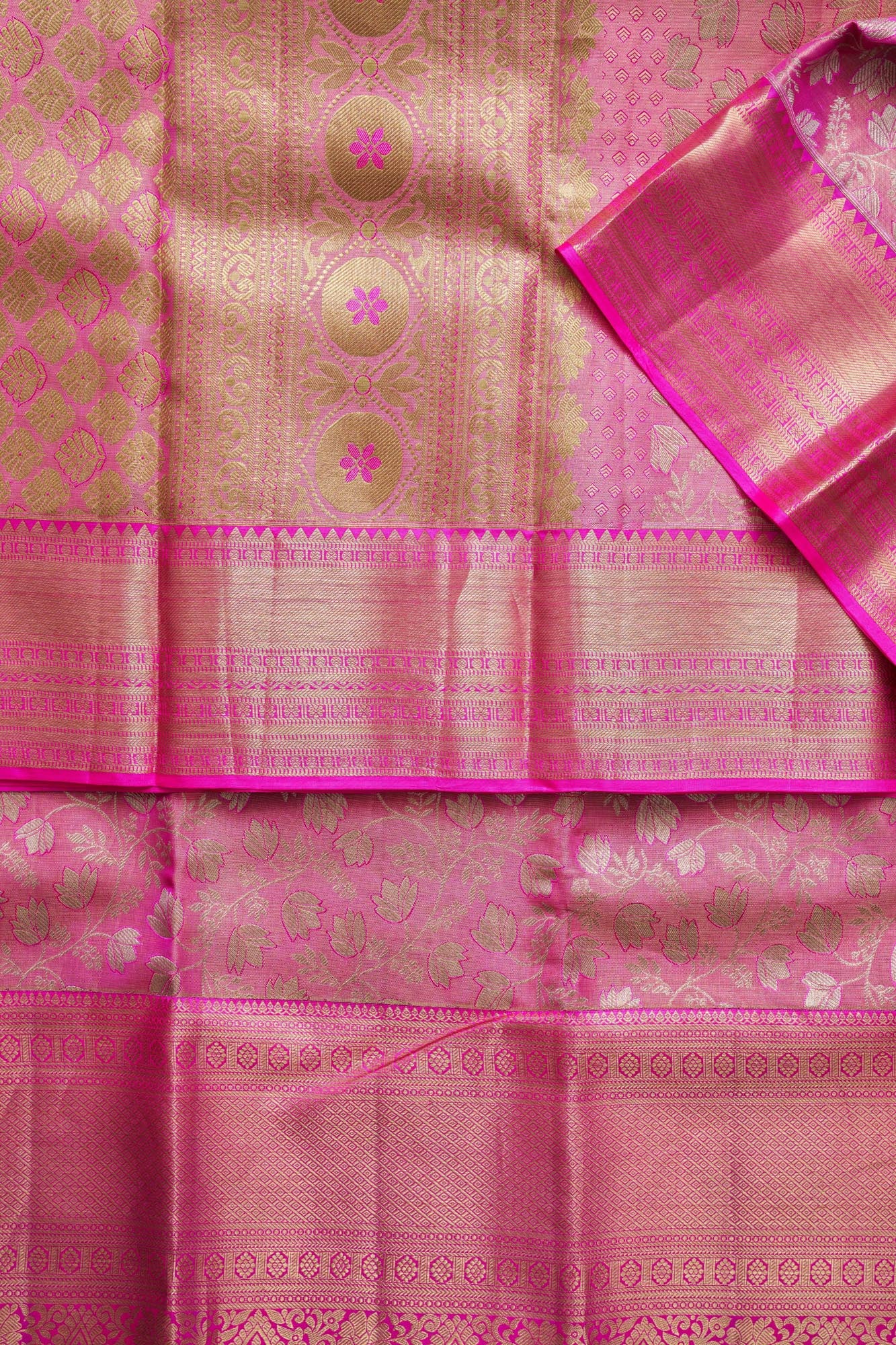 Floral Design Full Saree with Silver Zari Work