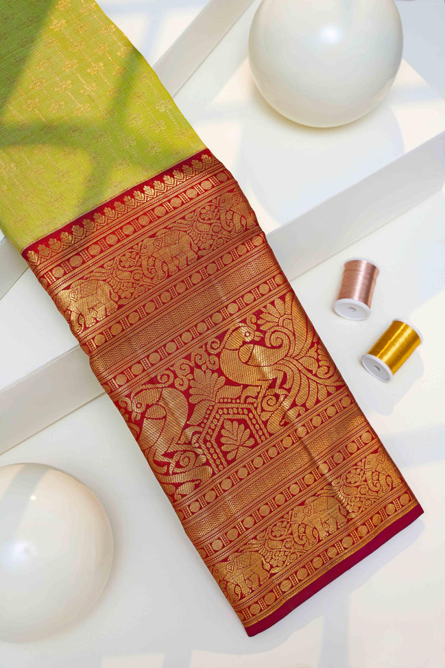 Vertical Floral Creeper & Yaanai-Mayil Motif Bridal Pure Silk Saree