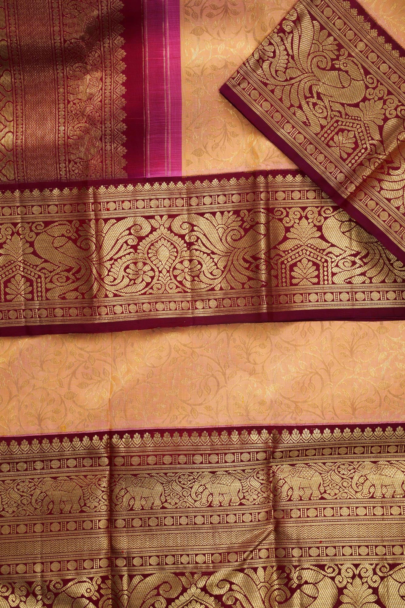 Traditional Swirl Leaf Pattern Pure Silk Saree