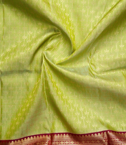 Vertical Floral Creeper & Yaanai-Mayil Motif Bridal Pure Silk Saree