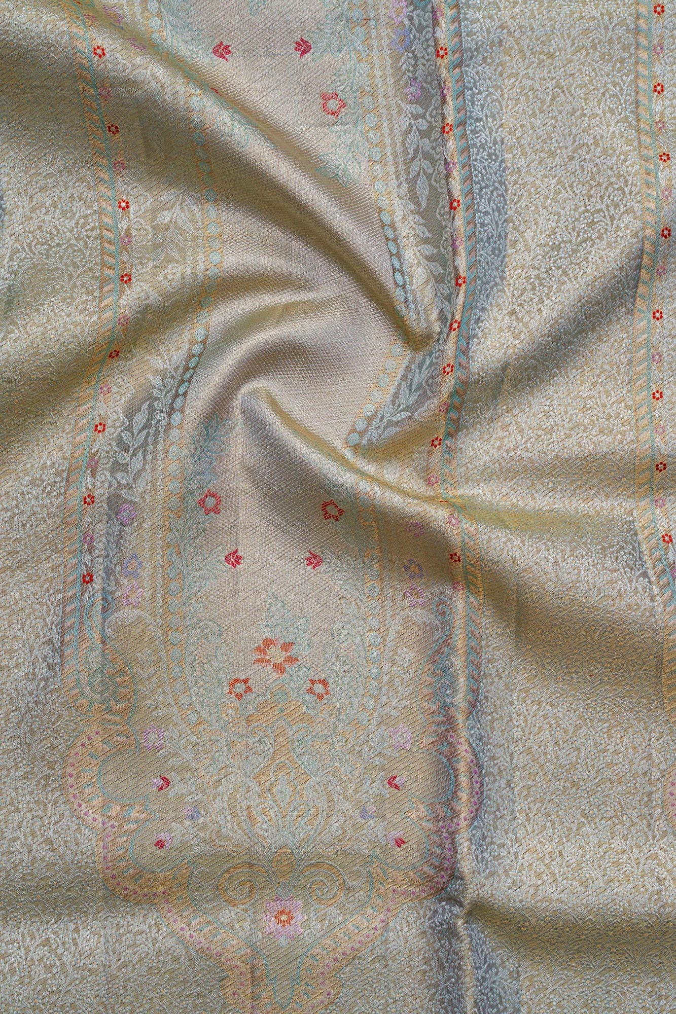 Traditional Paisley Medallion & Floral Jaal Pure Silver Zari Tissue Silk Saree (Pure Silver Zari with revalue)