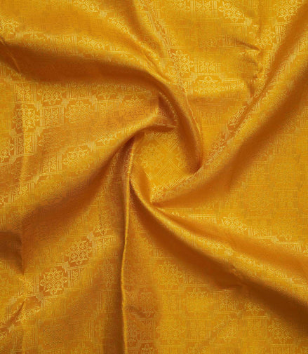 Square Grid Floral Chakra & Banarasi Border Pure Silk Saree
