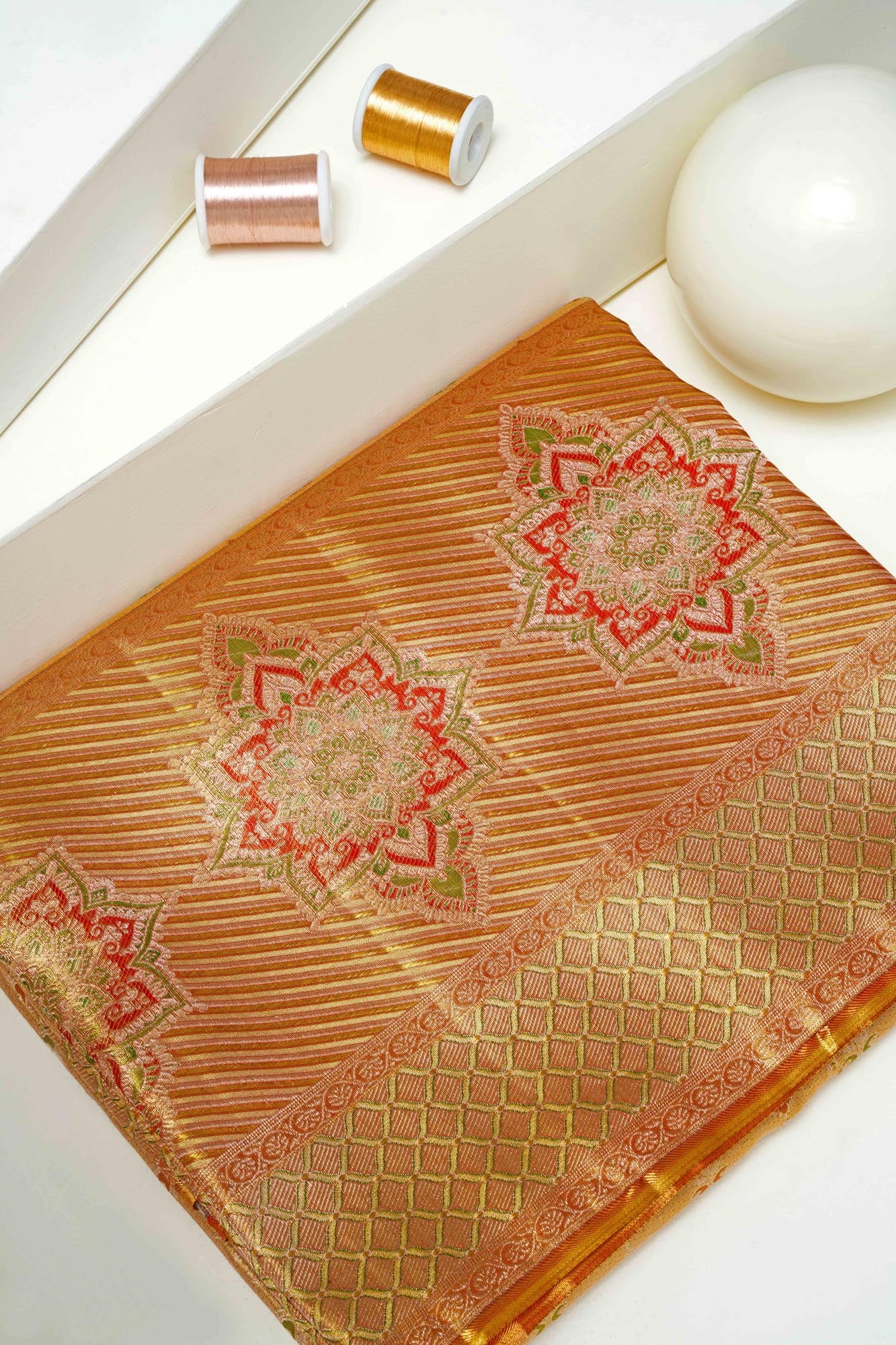 Traditional Mango Motif Design Pure Tissue Silk Saree