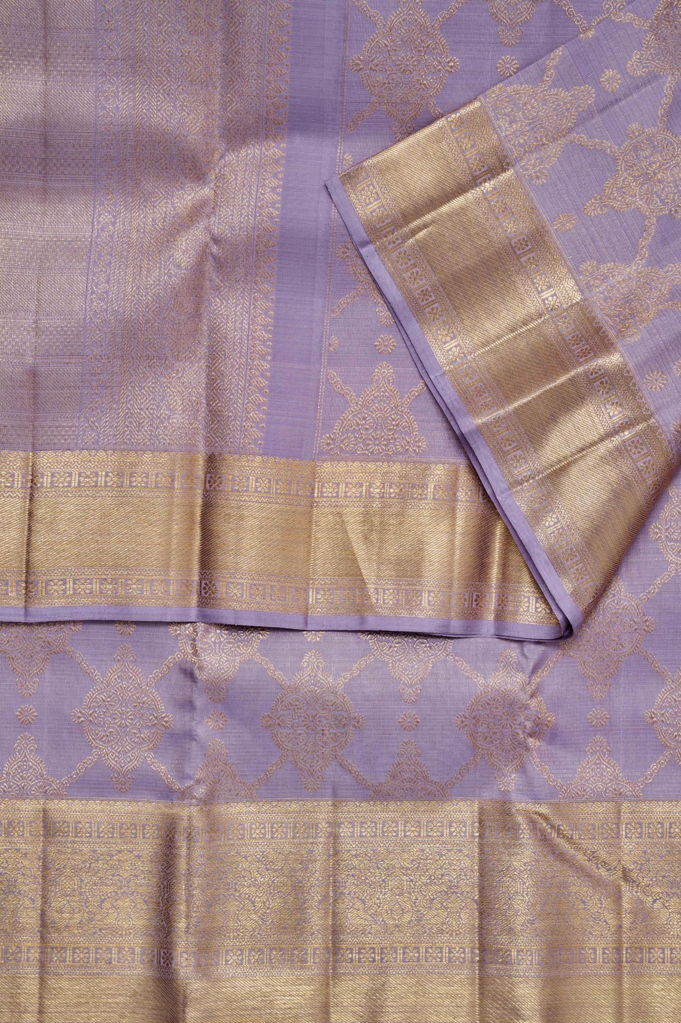 Baroque Medallion Trellis Lilac-Lavender Pure Silk Saree