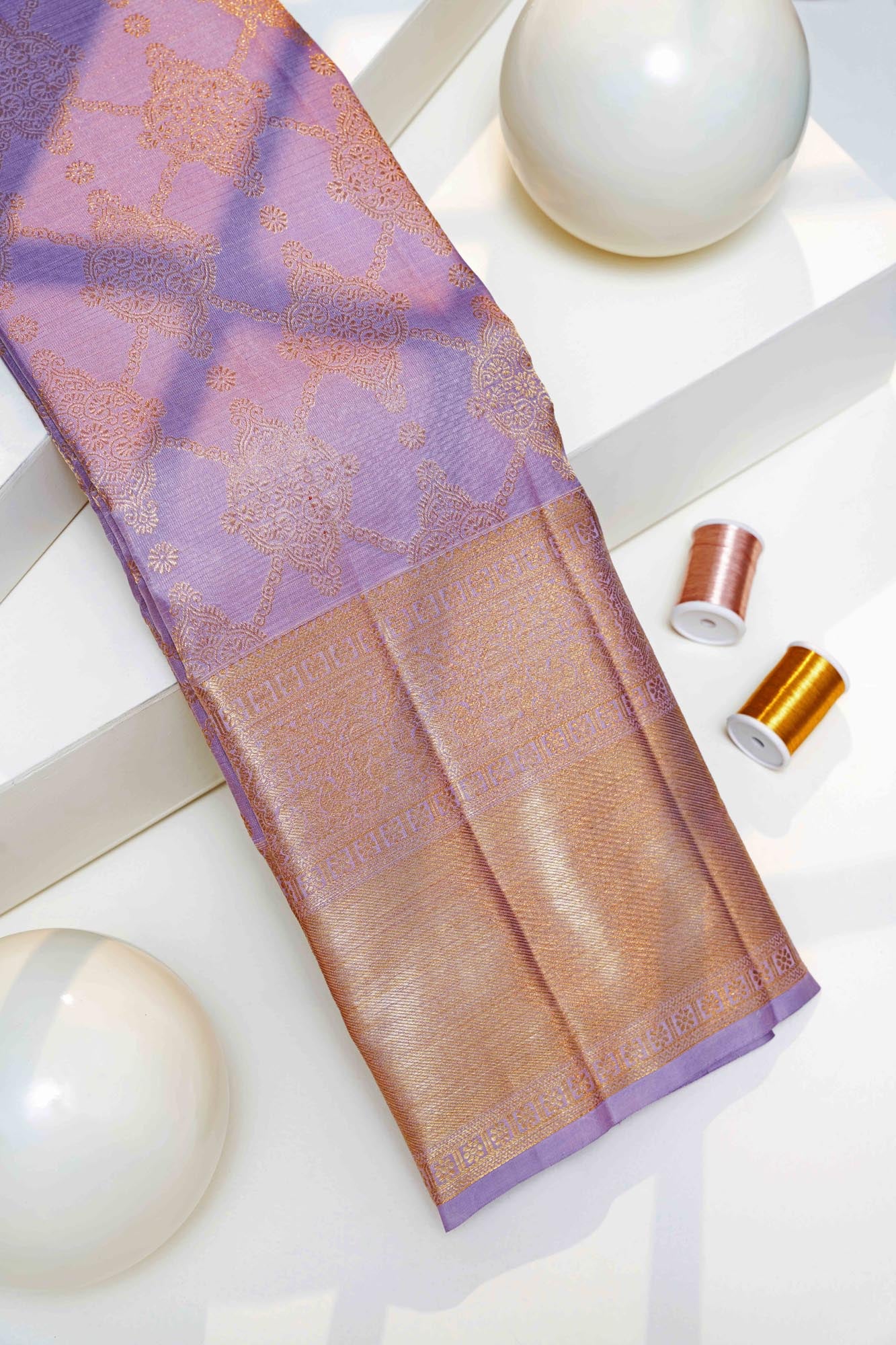 Baroque Medallion Trellis Lilac-Lavender Pure Silk Saree
